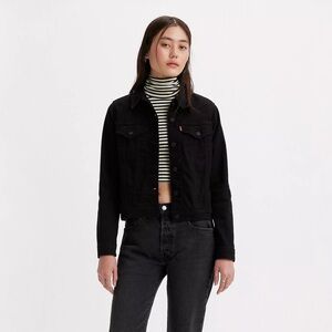 NWT Levi’s women’s original trucker jacket in black